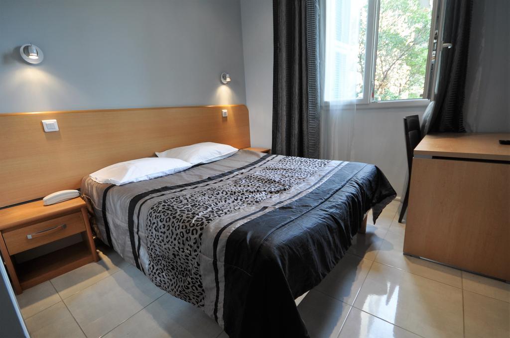 Hotel Carlone Ницца Экстерьер фото