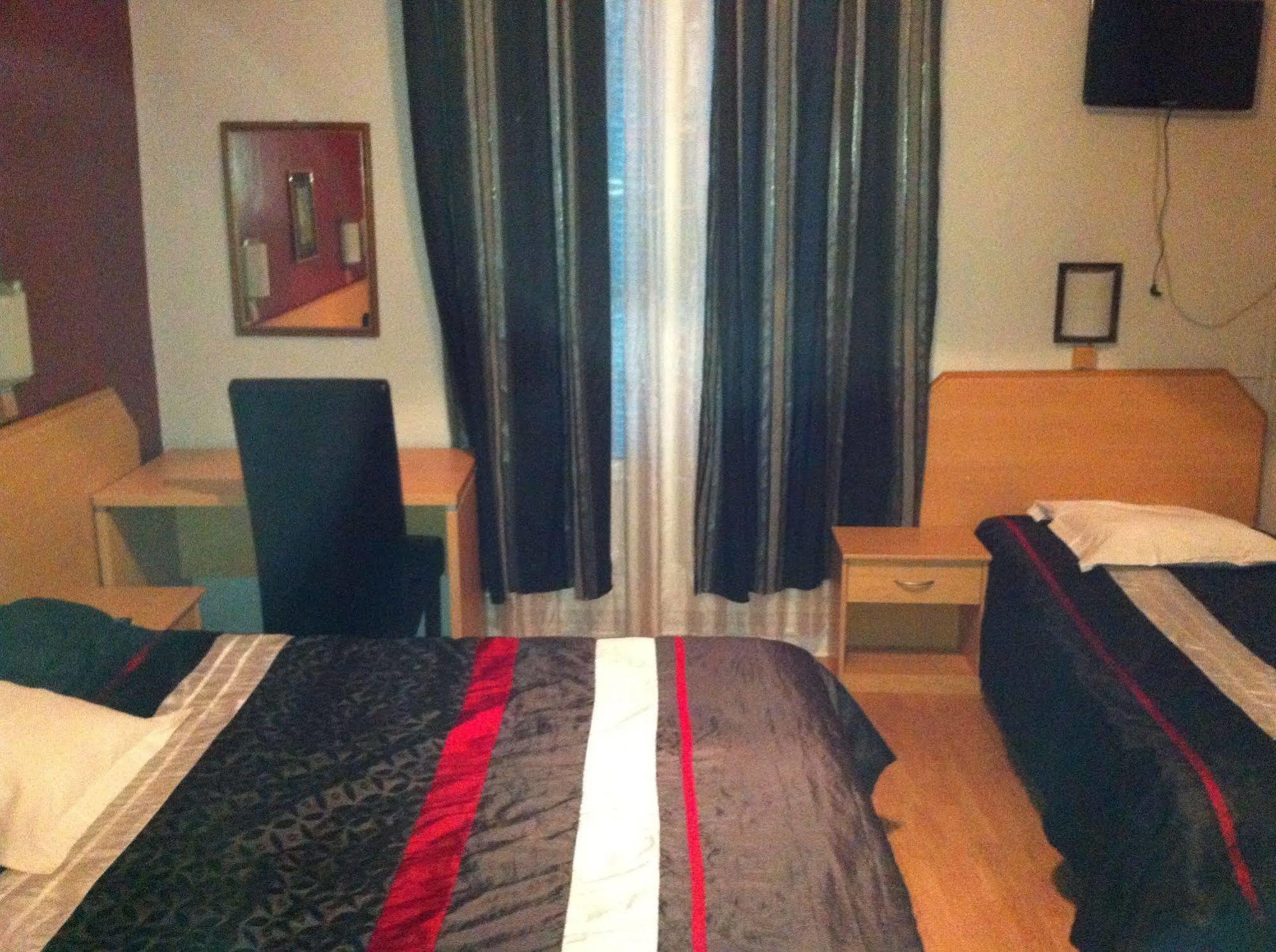 Hotel Carlone Ницца Экстерьер фото