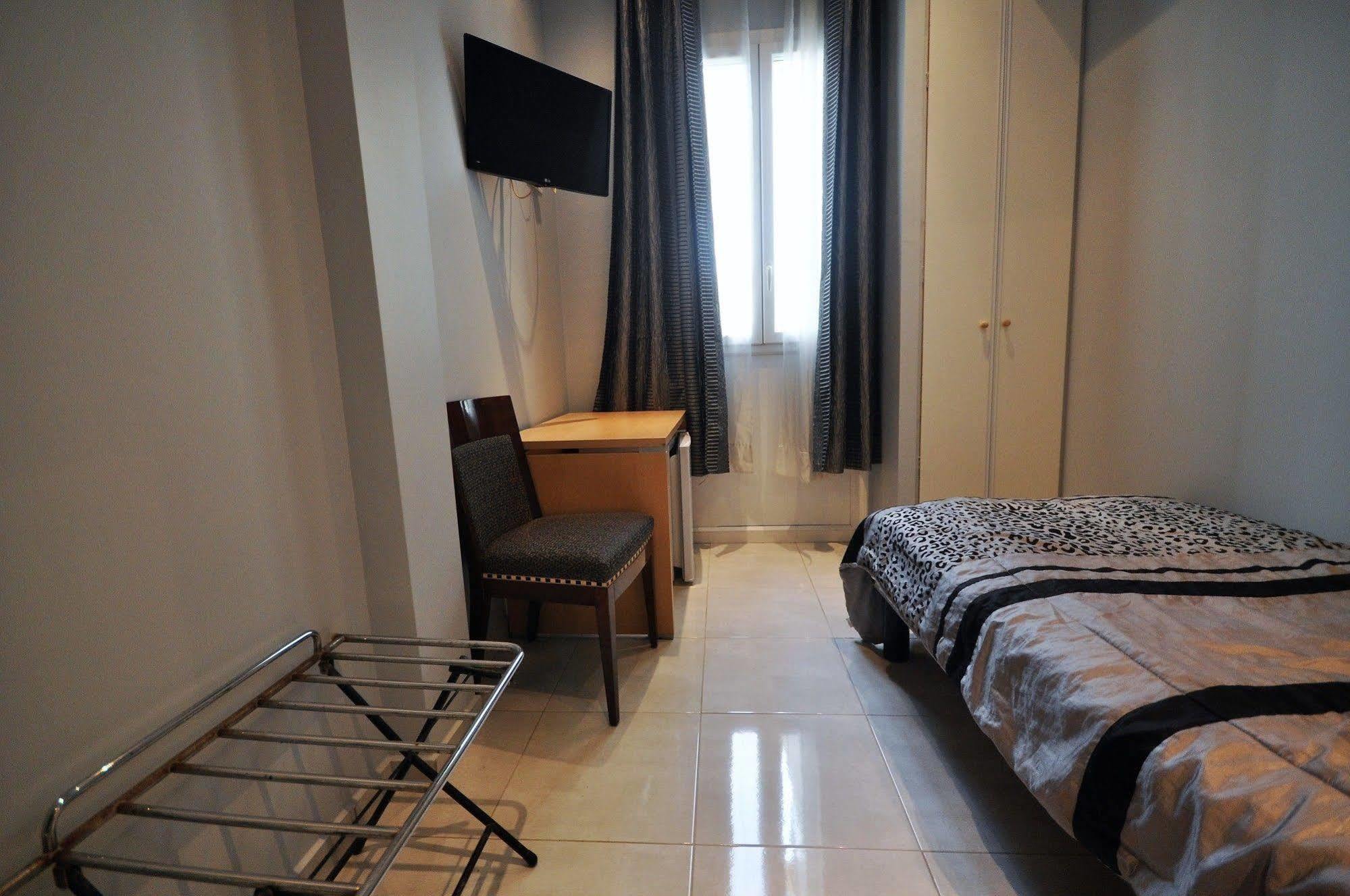Hotel Carlone Ницца Экстерьер фото