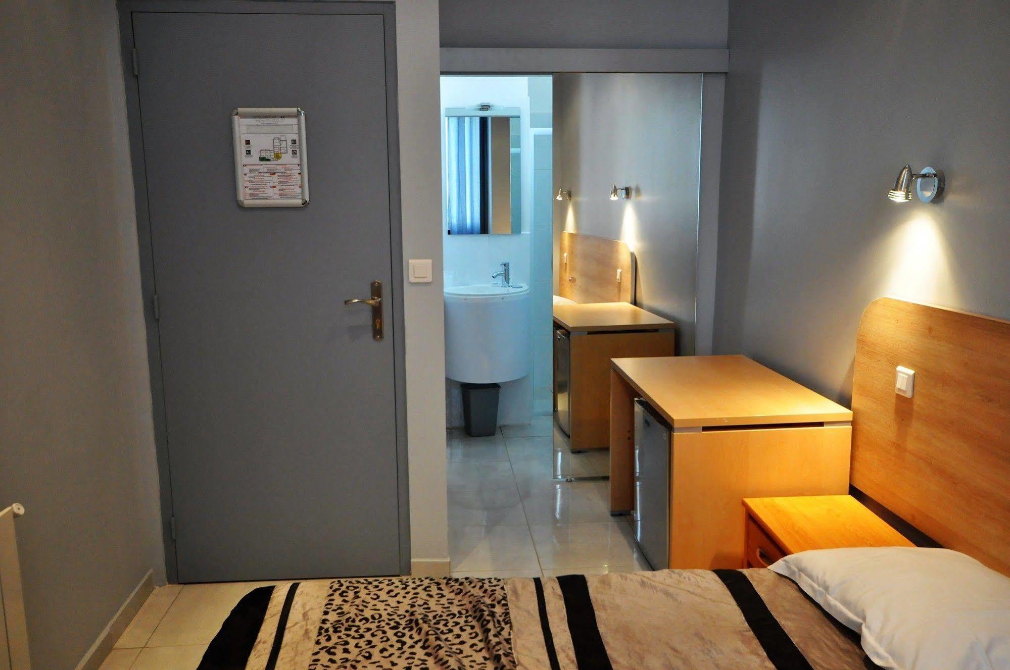 Hotel Carlone Ницца Экстерьер фото